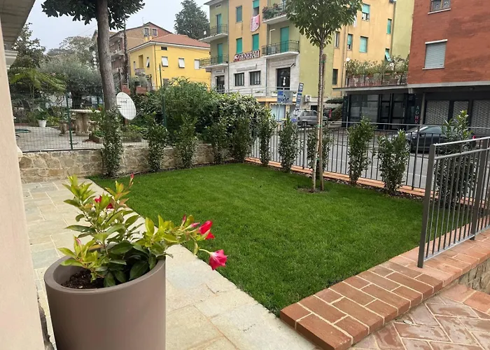 Via Roma 34 * Castiglione del Lago